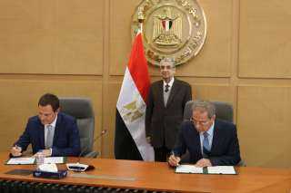 توقيع بروتوكول تعاون بين الشركة القابضة لكهرباء مصر وشركة شنايدر اليكتريك مصر