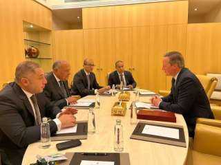 وزير الخارجية سامح شكري يلتقي نظيره البريطاني على هامش اجتماعات المنتدى الاقتصادي العالمي بالرياض