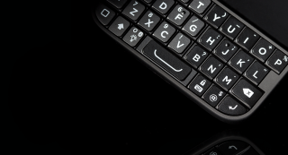 ”راين سيكريست” يعلن عن لوحة المفاتيح الثورية ”تايبو”