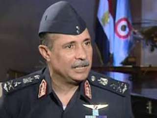 قائد القوات الجوية: القوات قامت بضرب 13 هدفًا للتنظيمات الإرهابية  في ليبيا