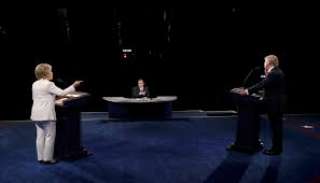 ”كلينتون” و”ترامب” يرفضان المصافحة فى المناظرة الأخيرة