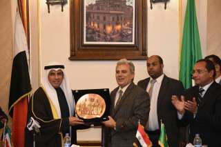 وزير العدل الكويتي: الأمة العربية بأكملها لا قيمة لها دون مصر