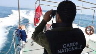 تونس تحتجز مركب صيد مصريا بسواحل جرجيس
