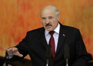 رئيس بيلاروسيا يغادر القاهرة عائدًا إلى بلاده