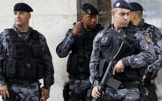 ضباط الشرطة العسكرية بالبرازيل يرفضون إنهاء الإضراب