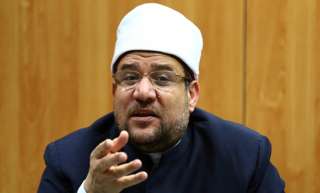 وزير الأوقاف يدعو الواعظات لتأصيل الفكر الوسطي للدين الإسلامي  بين الناس