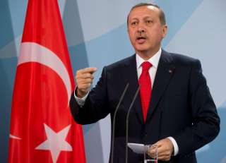 أردوغان يشكر فرنسا على سماحها بزيارة وزير خارجية تركيا لباريس