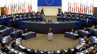 «المفوضية الأوروبية» ترحب بتصويت الهولنديين ضد المتطرفين