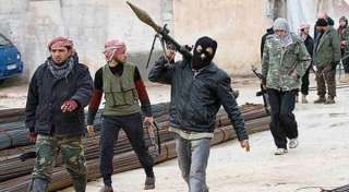 العارضة السورية تشن هجومًا على مدخل رئيسي لدمشق