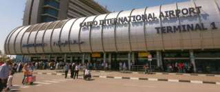 مطار القاهرة يسمح بدخول مواطنى المغرب العربى حاملى إقامات خليجية بتأشيرة فورية