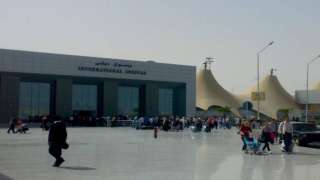 مطار مرسى مطروح يستقبل أولى طائرات الشارتر السياحية القادمة من إيطاليا
