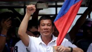 رئيس الفلبين: نهاية المتشددين أصبحت قريبة