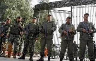 تصفية 3 عناصر إرهابية على حدود تونس والجزائر