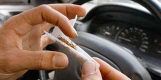 ضبط 29 سائقا يتعاطون المخدرات أثناء القيادة بالطرق السريعة