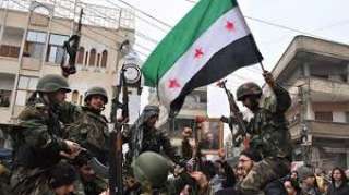 الجيش السوري ينفذ غارات مكثفة على تحصينات تنظيم ”داعش