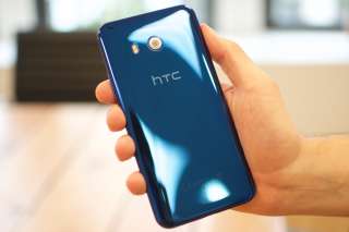 HTC تطرح هاتف U 11 Plus نوفمبر المقبل بشاشة 6 بوصة