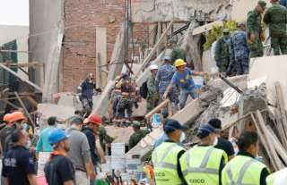 ارتفاع حصيلة قتلى زلزال المكسيك إلى 369 شخصًا