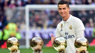 ”رونالدو” يتصدر الترشيحات للفوز بجائزة أفضل لاعب في العالم