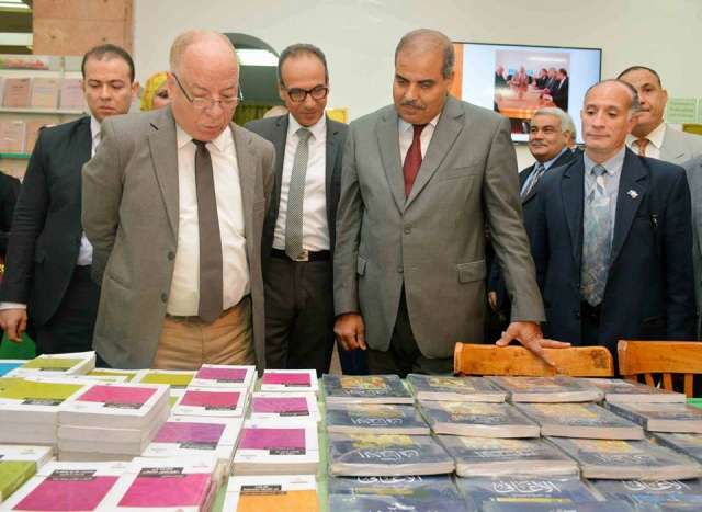 وزير الثقافة يفتتح معرض كتاب جامعة الأزهر