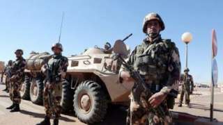الجيش الجزائري يدمر 10 مخابئ للإرهابيين