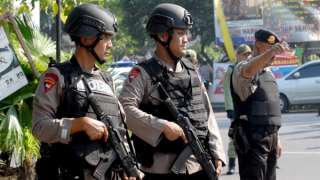 إندونيسيا.. إصابة 4 أشخاص جراء هجوم مسلح على كنيسة بالسيف