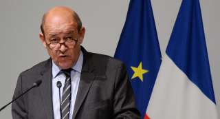 فرنسا تعفي سفيرها في إفريقيا الوسطى من منصبه بشكل مفاجئ وقاسٍ 