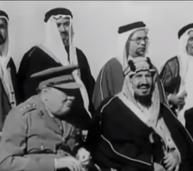 فيديو نادر للقاء الملك المؤسس وتشرشل فى مصر