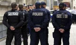 مسلح يحتجز عددا من الرهائن ضمنهم امرأة حامل بباريس  