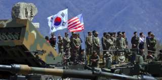 ”أمريكا و كوريا الجنوبية” تعلقان المناورات العسكرية