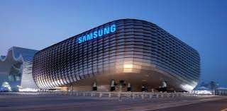 ”سامسونج تفتتح أكبر مصنع لهواتفها الذكية في العالم في الهند” 
