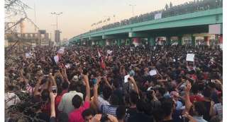  الحكومة العراقية: مجموعات تعمل على إشعال المواجهات بين المحتجين والأمن