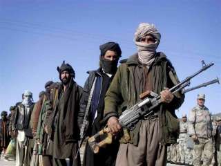 طالبان تسيطر على قاعدة عسكرية في أفغانستان بعد اشتباكات دامية مع الجيش 