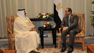 السيسي يعرب عن تقديره لملك البحرين على حفاوة الاستقبال