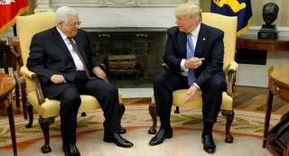 حيلة أمريكية جديدة لإغراء عباس بدعم خليجي بقبول صفقة القرن