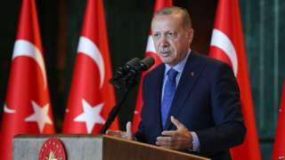 تركيا تتفاوض مع أذربيجان للانتقال إلى العملة الوطنية في التجارة 