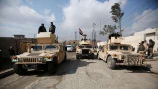 القوات العراقية تلقى القبض على داعشيّين تخفيا في مخيم للنازحين بكركوك