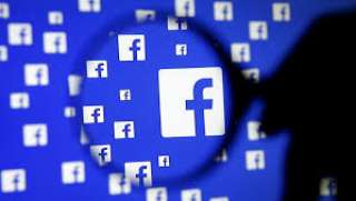 فيسبوك يقرع ”طبول الحرب” علي جواسيس فضائح تسريب البيانات