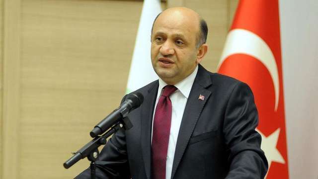  وزير الدفاع التركي نور الدين جانيكلي