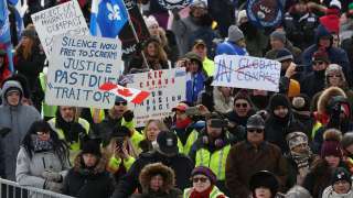 اتفاق الأمم المتحدة للهجرة يشعل التظاهرات أمام البرلمان الكندي