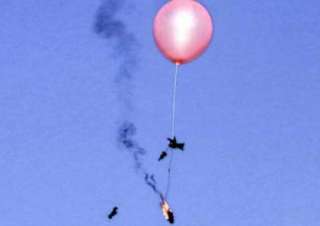 الجيش الإسرائيلي يجرى تدريبات التصدي لـ البالونات الحارقه في غزة 