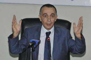 بوتفليقة يعفي مدير التلفزيون الحكومي توفيق خلادي من منصبة
