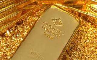 روسيا ”تحرق” الدولار.. وتخزن كميات خيالية من الذهب
