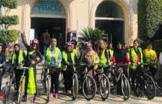 سفارة الهند تنظم ماراثون دراجات احتفالا بالذكرى 150 لميلاد غاندي 