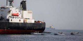 أول تعليق من أمريكا على هجوم ناقلتي النفط في خليج عمان 