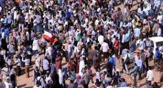  تجمع المهنيين السودانيين للمتظاهرين: توجهوا للقصر الجمهوري 