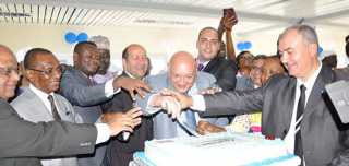 مطار دوالا بالكاميرون يحتفل باستقباله أولى رحلات مصر للطيران
