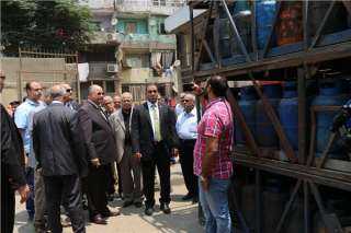 محافظ القاهرة يتفقد مستودع أنابيب بعين الصيرة وأعمال إزالة بأبو السعود