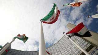 طهران تهدد بتشغيل المزيد من أجهزة الطرد المركزي
