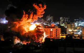 غارة إسرائيلية على موقع لحماس بغزة بعد إطلاق قذيفة فلسطينية