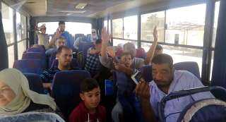 سانا: دفعة جديدة من المهجرين السوريين تصل إلى معبر جديدة يابوس قادمين من لبنان